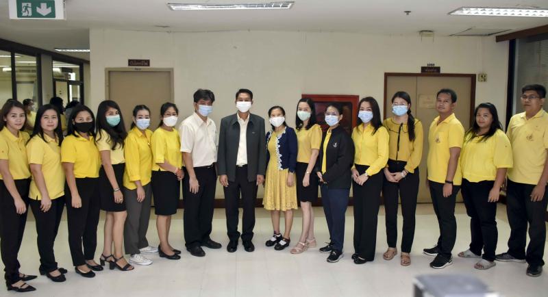 ผู้อำนวยการศูนย์เทคโนโลยีสารสนเทศการประชาสัมพันธ์ เข้ากราบสักการะสิ่งศักดิ์สิทธิ์ ในโอกาสการเข้ารับตำแหน่งใหม่